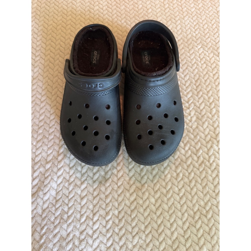Crocs Classic Lined Clog Black Mens 10 Womens 12 Dual Comfort Fuzzy Slippers